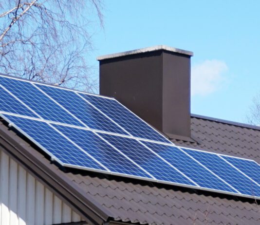 Top Notch Benefits for Commercial Solar Panel Installations in Brighton
