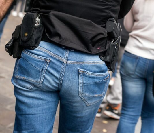 Inquiry into undercover police who had sexual relationships with their targets