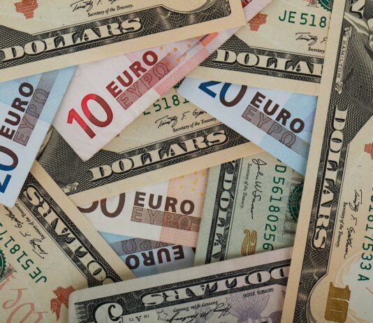 Paper-thin arguments: a plastic future for banknotes?