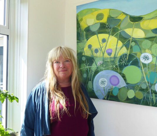 Artist of the Week: Loraine Hayes