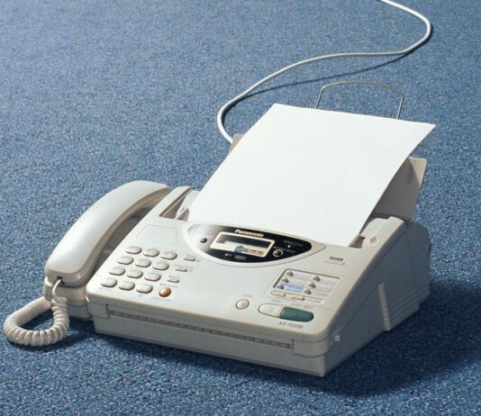 Why the japanese love the techno relic that is the fax machine