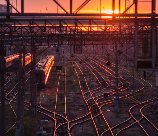 Rail Passengers Face Nine Day Delay In City