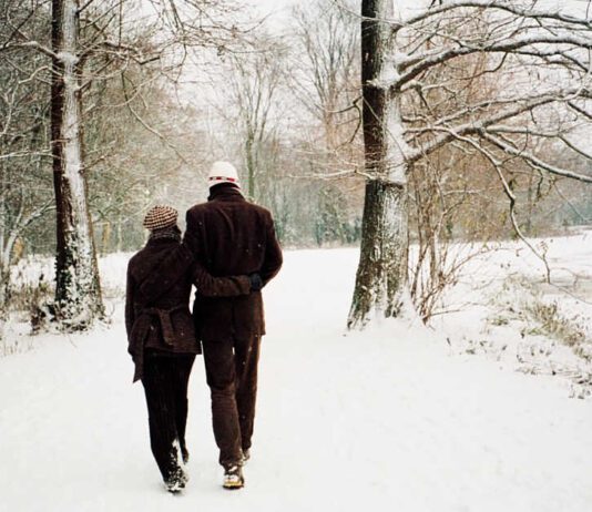 Dating hesitancy: why people might not jump into a new relationship this winter