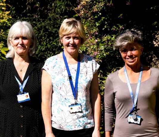 Martlets celebrates £100,000 grant awarded to Sussex Hospices