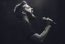 DIZRAELI ANNOUNCES SPECIAL ‘TWENTY YEARS DEEP’ SHOWS With Brighton Stop