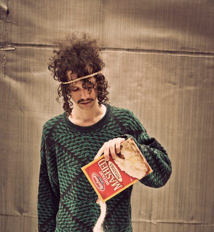 DARWIN DEEZ ANNOUNCES TOUR DATE IN BRIGHTON