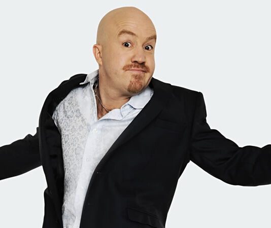 Three weeks to go! Andy Parsons in Horsham