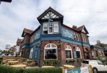 THE FIVEWAYS PUB-REOPENS ITS DOORS FOLLOWING STYLISH REFURBISHMENT