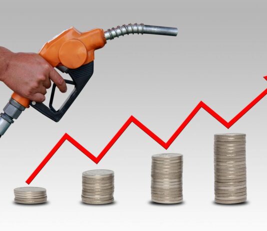 Easy Ways to Cut Fuel Costs for Small Businesses and Self-Employed