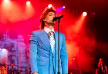 Stratospheric Bowie Experience