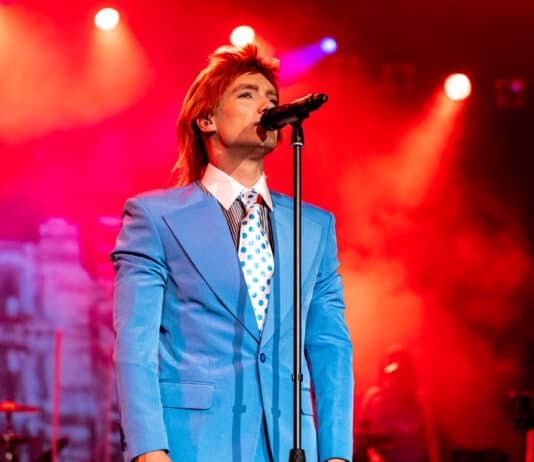 Stratospheric Bowie Experience