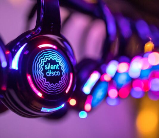 SEA LIFE BRIGHTON ANNOUNCES SILENT DISCO LIKE NO OTHER THIS CHRISTMAS