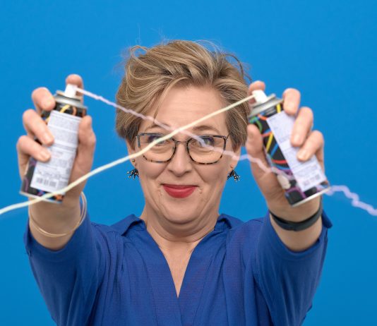Louise Leigh Amused: Sex, Drugs and HRT Comes to Brighton Fringe