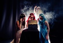 Open air theatre production of Pandora’s Box touring to Brighton Open Air Theatre
