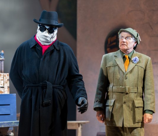 CATCH HIM WHILE YOU CAN! THE INVISIBLE MAN