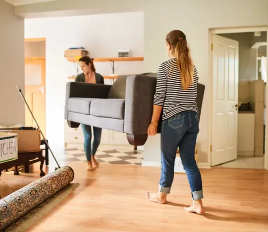 Embracing the Allure of a Cosy Space: Mastering the Art of Downsizing