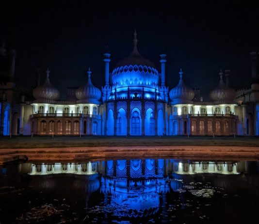 Royal Pavilion lit up to celebrate The Seagulls first European season