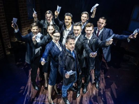 BLOOD BROTHERS RETURNS TO THEATRE ROYAL BRIGHTON THIS OCTOBER