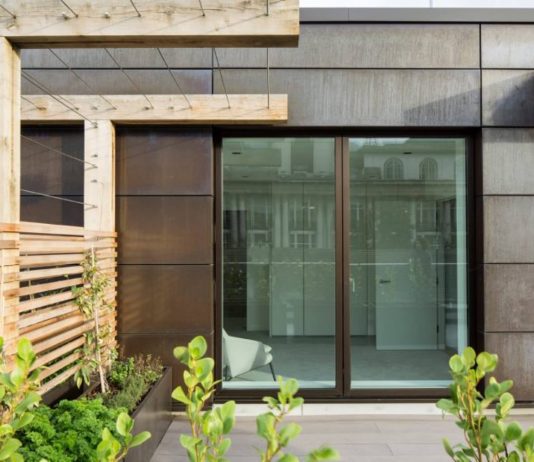 Embracing sustainability in Brighton with architecture with aluminium solutions