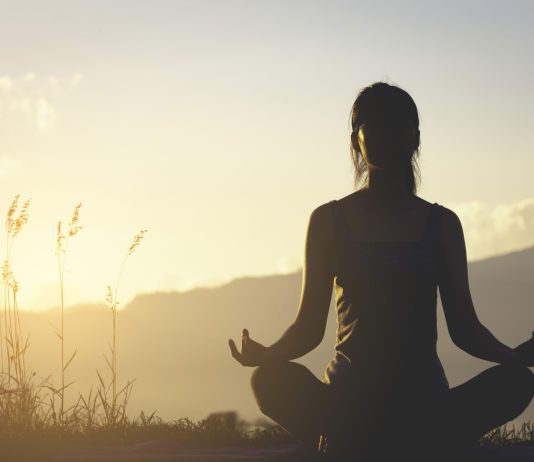 Brighton based yoga teacher, Jo Torode, to hold class in aid of street children’s charity: