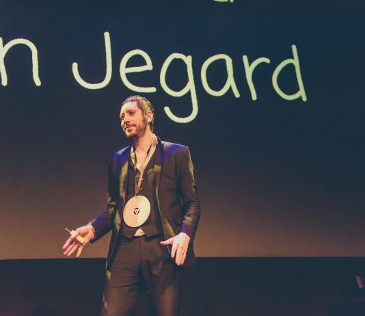 Award-Winning Local Comedian debuts New 1 Hour Show at Brighton Fringe