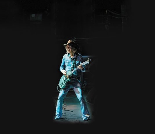 The Waterboys Bring Their Transcendent Folk Rock to Brighton Centre