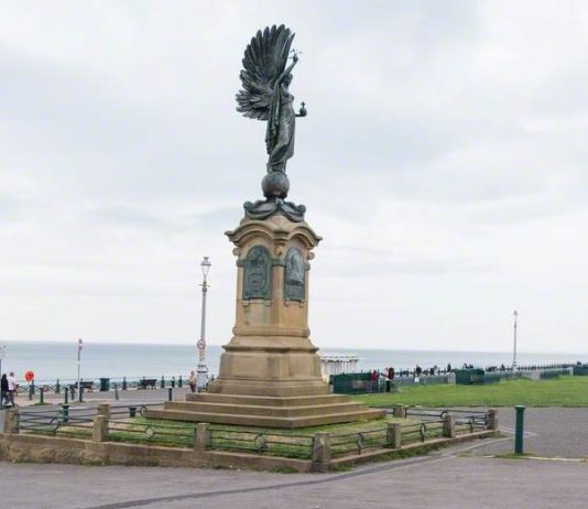 Statue of Peace – History, Art, and Unity by the Sea