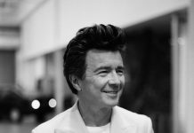 Rick Astley Incoming To Brighton Centre