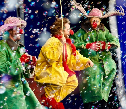 Slava’s SnowShow celebrates 30 years ahead of visiting Brighton in December