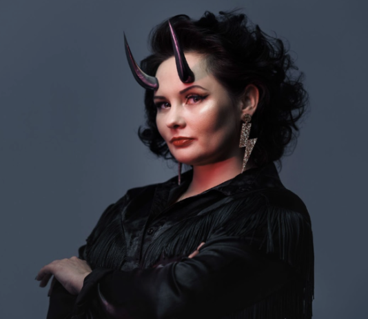 Comedian RACHEL FAIRBURN brings new stand-up tour to Brighton