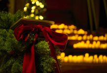 Candlelight brings magic of Christmas to Brighton