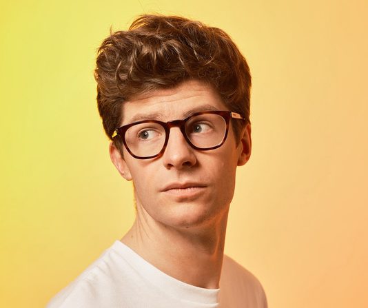 BRIGHTON TOUR DATE FOR RADIO 4 STAR & GIG PIGS HOST, ALEX KEALY – ‘THE FEAR’, 29th April