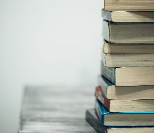 5 Tips for Deciding What Book to Read Next