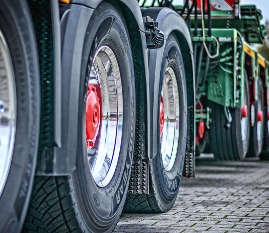 Green Wheels: Pioneering Sustainable Practices in Fleet and Commercial Operations