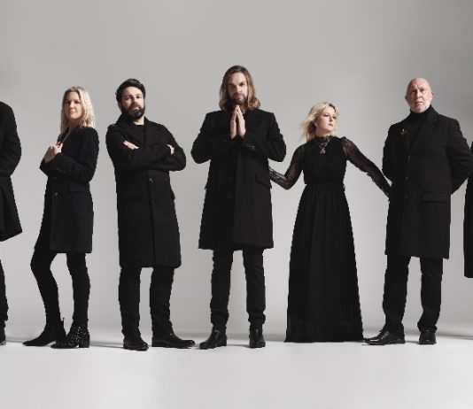 RUMOURS OF FLEETWOOD MAC KICK-OFF SECOND LEG OF THEIR UK TOUR