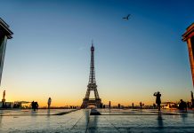 The Ultimate Guide to a Romantic Trip to Paris with Your Significant Other