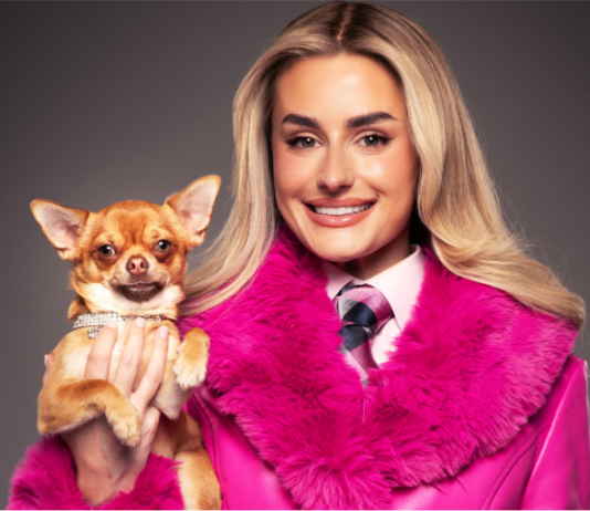 OHMIGOD! AMBER DAVIES TO STAR AS ELLE WOODS IN LEGALLY BLONDE THE MUSICAL