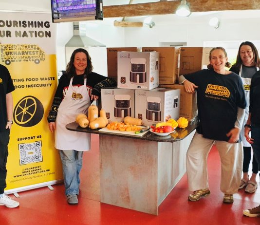 Sussex Facilities Management donates energy-saving air fryers in partnership with UKHarvest
