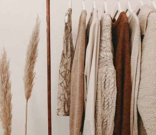 7 Must-Have Autumn/Winter Fashion Accessories Everyone’s Raving About