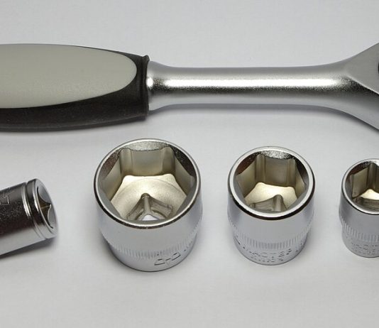 What Are the Key Features to Look for in a Quality Socket Wrench Set?