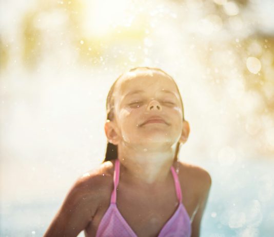 How Sun Protection During Outdoor Activities Can Reduce Environmental & Health Risks