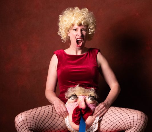 NYC Award-Winner Julia VanderVeen Brings “Feral” Bouffon Comedy DENTATA to Brighton Fringe