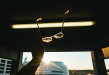 What Are the Best Glasses Options for Driving Day and Night?