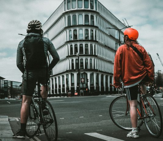 How to become an Uber driver in London