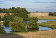 Felicity Aylieff Petworth House — Stunning Monumental Porcelain Exhibition 2026 Felicity Aylieff Petworth House Expressions in Blue monumental porcelain exhibition 2026