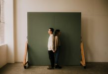 The Pros & Cons of Portable Room Dividers