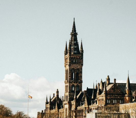 A Complete Guide to Exploring Glasgow: History, Culture, and Hidden Gems