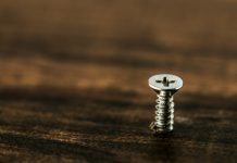 Choosing the Right Wood Screws for Large Construction Projects