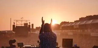 Fatboy Slim Turns Brighton Beach Into One Giant Dancefloor Again