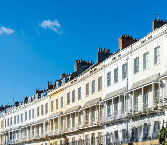 Best House Extension Company UK: How to Choose the Right Builder for Your Project